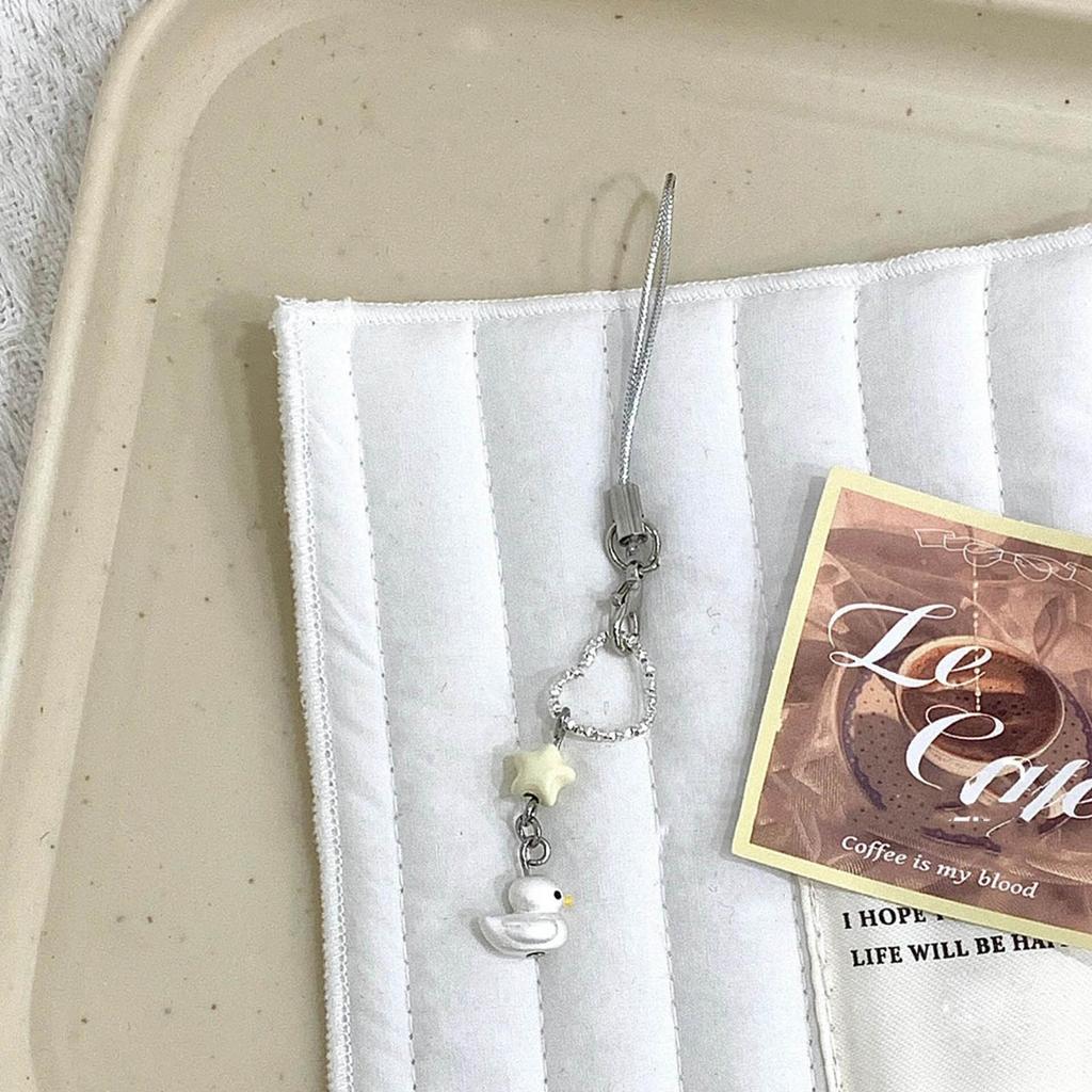 Lucky Key Phone Chain Ornament Sweet Flower Beaded Cellphone Pendant Phone Lanyard Bag Charm for Fashionable Individuals