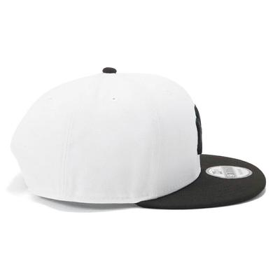 New Era MLB Flat Visor Cap Hat, NY White/Black, Size M/L, 950 NEYYAN WHT BLK BLK 25J