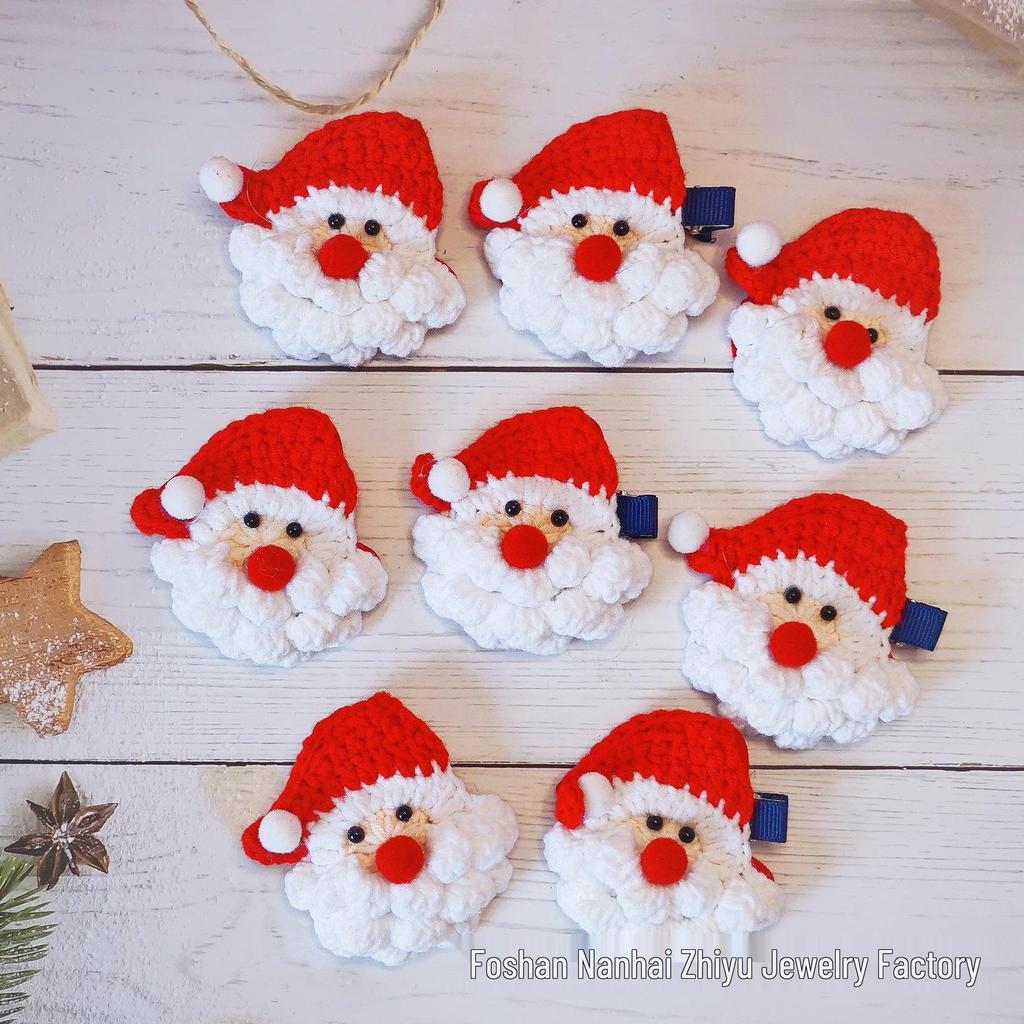 Broșă Lână Croșetată Manual Moș Crăciun Agrafă de Păr - Cadou de Crăciun Articole de Păr.