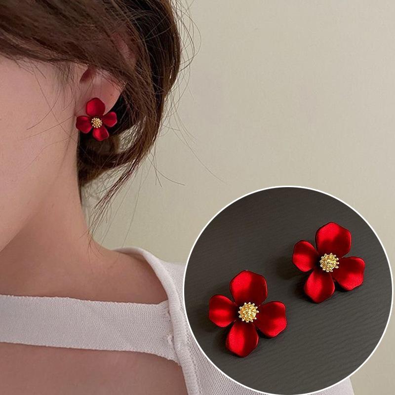 Fashion Red Flower Stud Earrings for Women Temperament Petals Plant Cute Earrings Wedding Party Elegant Jewelry