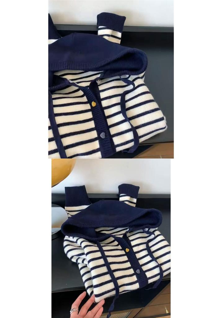 Women's Striped Color-Block Hooded Knit Cardigan - Fall/Winter Fashion - Cozy, Loose-Fit Long Sleeve Sweater