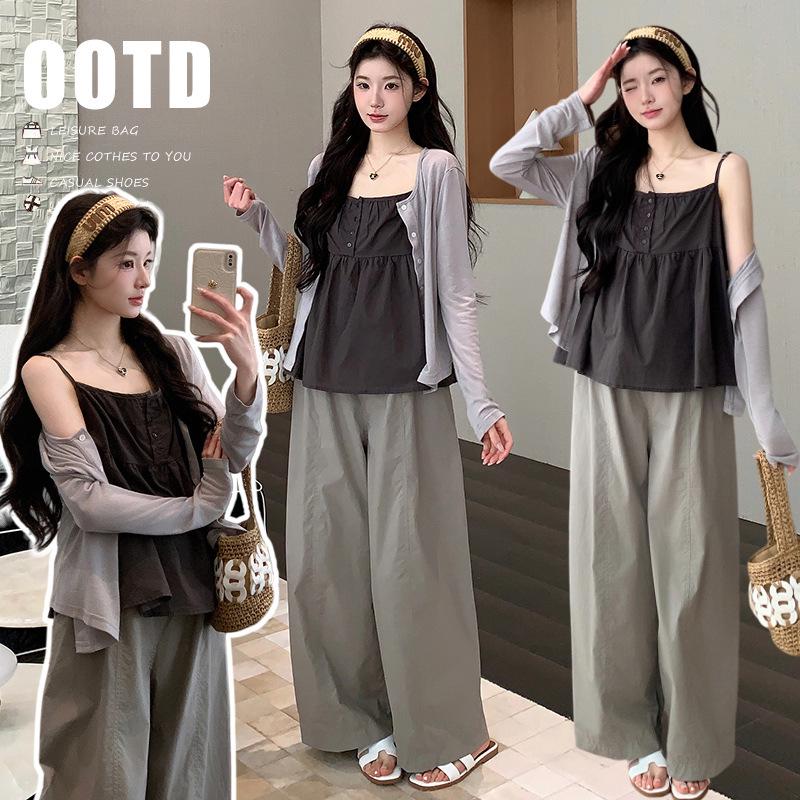 

Korean Style Spring/Summer Outfit: Lightweight Cardigan with Age-Reducing Camisole & Wide-Leg Pants. M