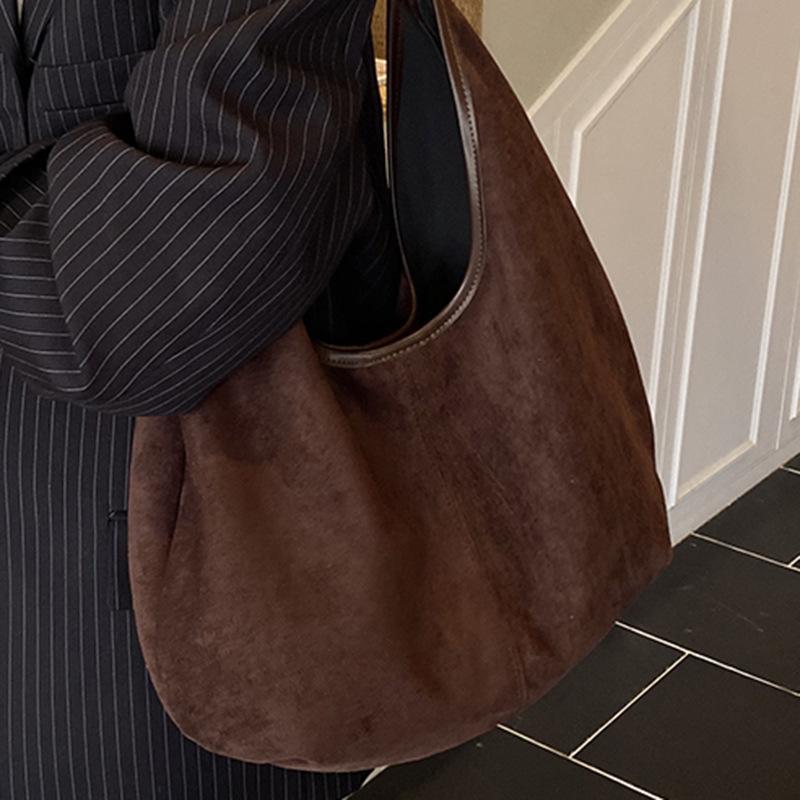 Large capacity suede tote bag women's 2025 new autumn daily shoulder bag underarm bag commuter messenger bag