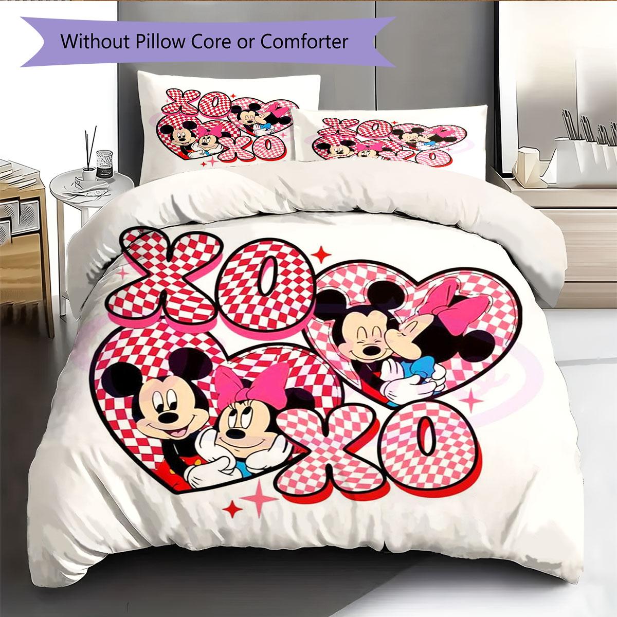 

Retro Checkerboard Mickey & Minnie Couple Pattern Bedding Set – A Warm and Cozy Choice for Decorating A Child s Bedroom. 135x200cm