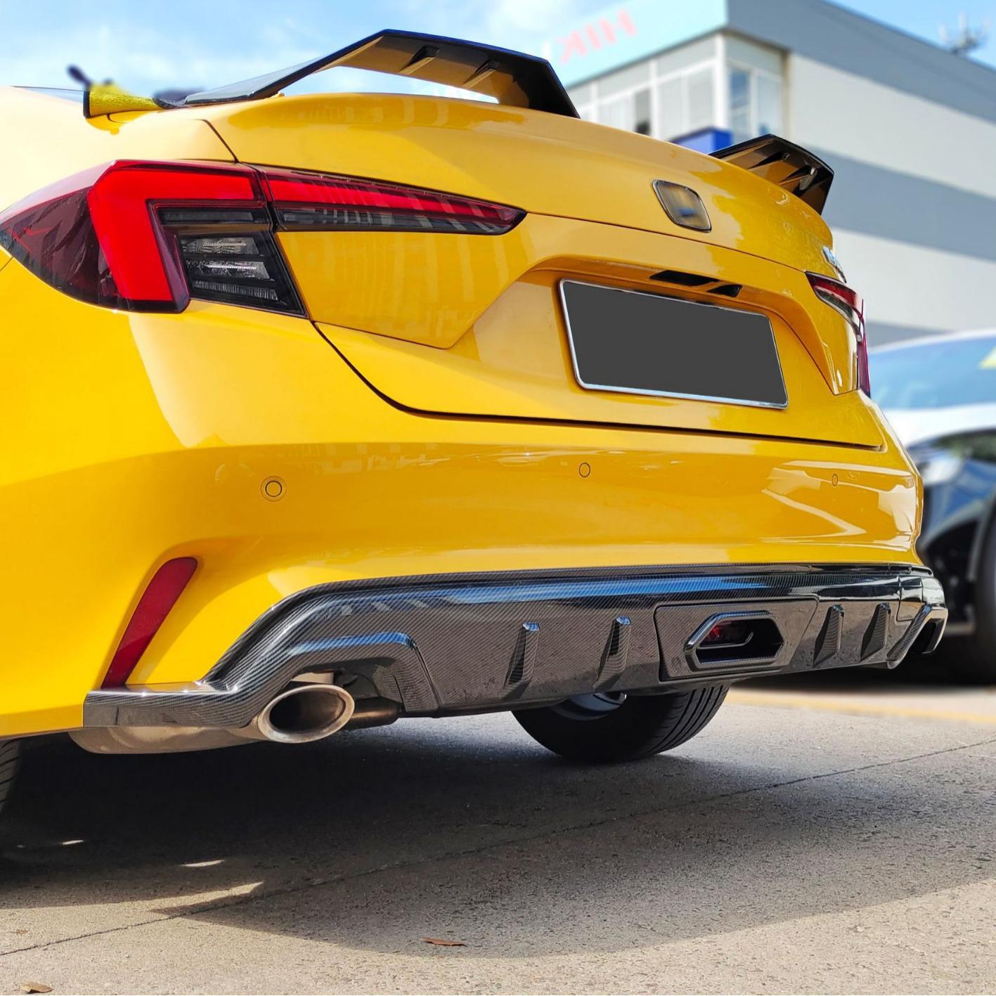 Совместимо с 2022 Honda Sport: Комплект заднего диффузора и спойлера, Защитные накладки на задний бампер и Угловые защиты. High Trim Gloss Black Lip