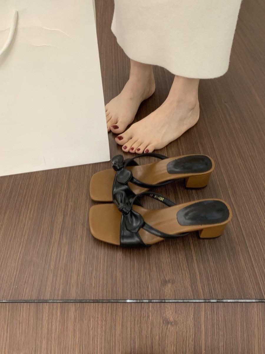 

French gentle evening breeze bow cross with open-toed slippers women s summer wear 3cm small high heel beautiful sandals 35