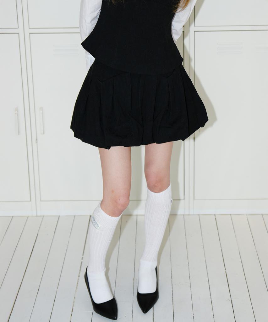 Atiseuteukeompeullegseu Jacquard Yoke Balloon Mini Skirt (Black)