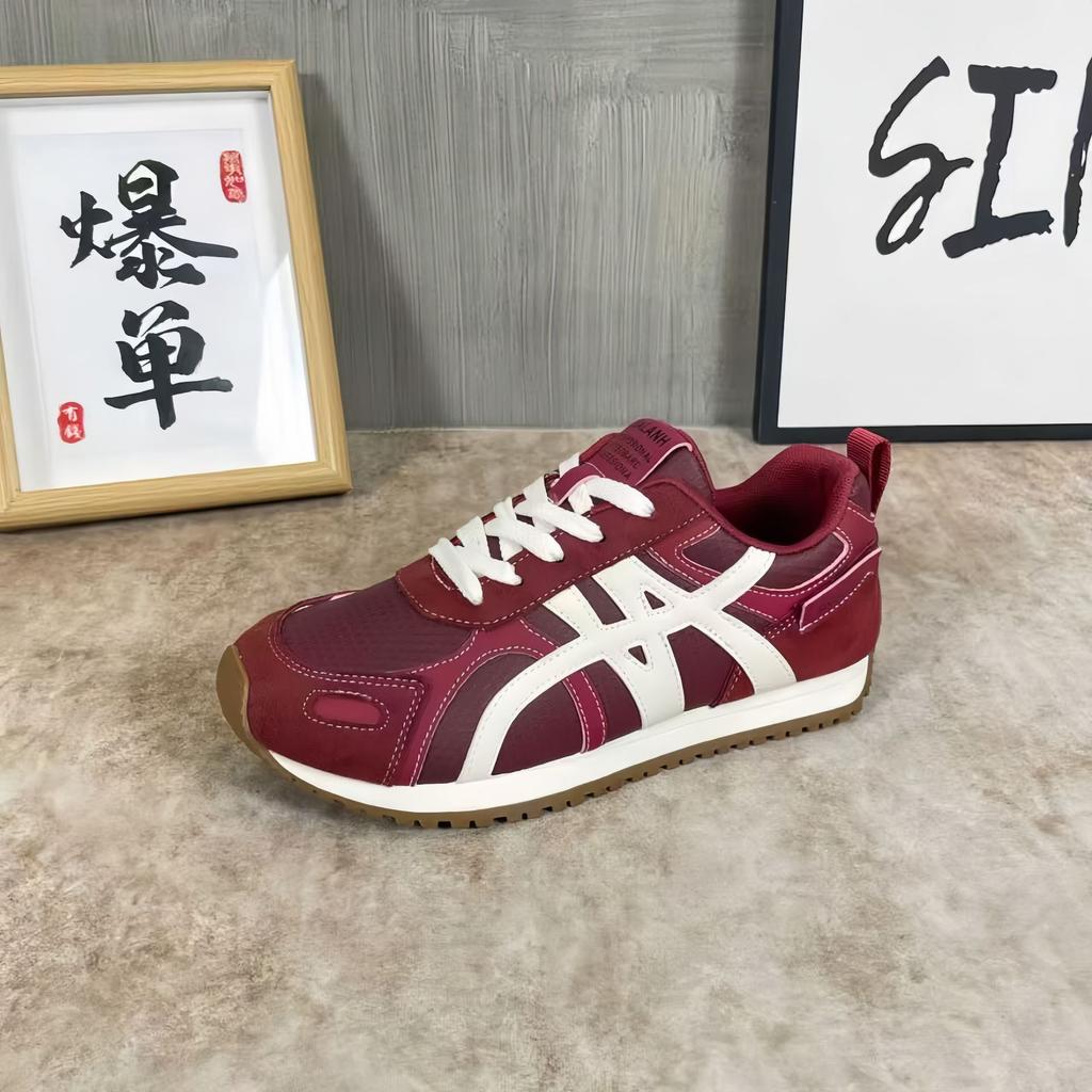 Mesh Lace-up German Training Shoes Women's Autumn 2025 New Fashion Versatile Sports Leisure Lightweight Low-top Forrest Gump Shoes