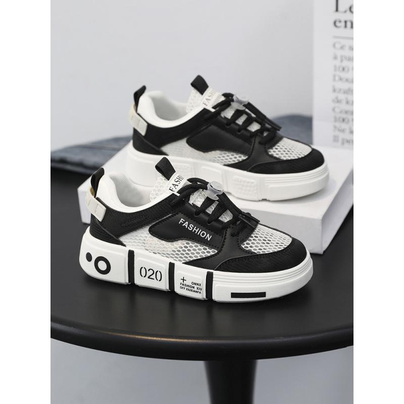 Children's shoes 2025 summer boys single mesh breathable casual board shoes medium and large children non-slip small white sports shoes tide