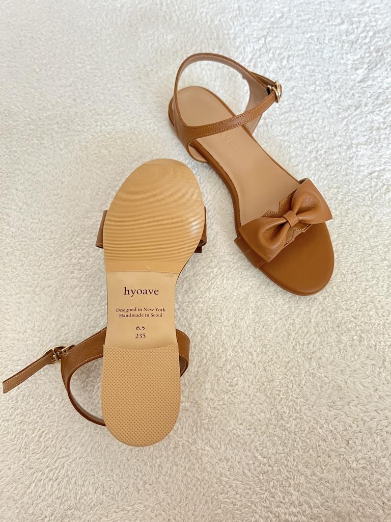 Hyoave Blair Ribbon Sandals - Camel Brown