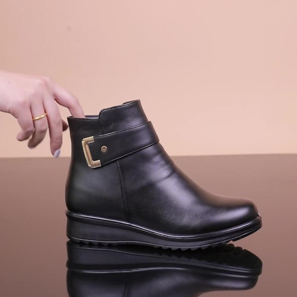 Winter Leather Boots with Round Toe and Side Zipper Comfortable Women's Ankle Boots Women's Thick Plush Warm Winter Boots, Shoes for Moms