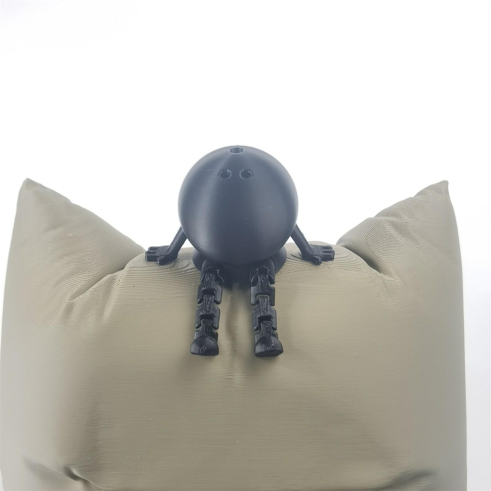 

Коллекция спортивных мячей, миниатюрные фигурки с шарнирными ногами, экологически чистый настольный декор в подарок для любителей спорта One Size чёрный