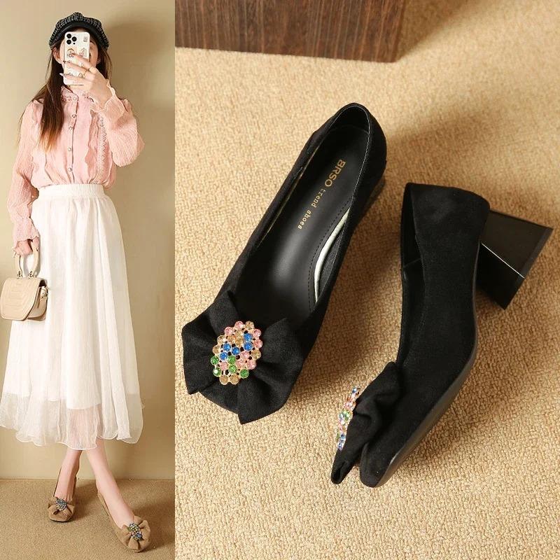 Fashion 2025Pumps Spring and Autumn New style fashion square heel single shoes Sweet bow Bright Diamond party women's shoes
