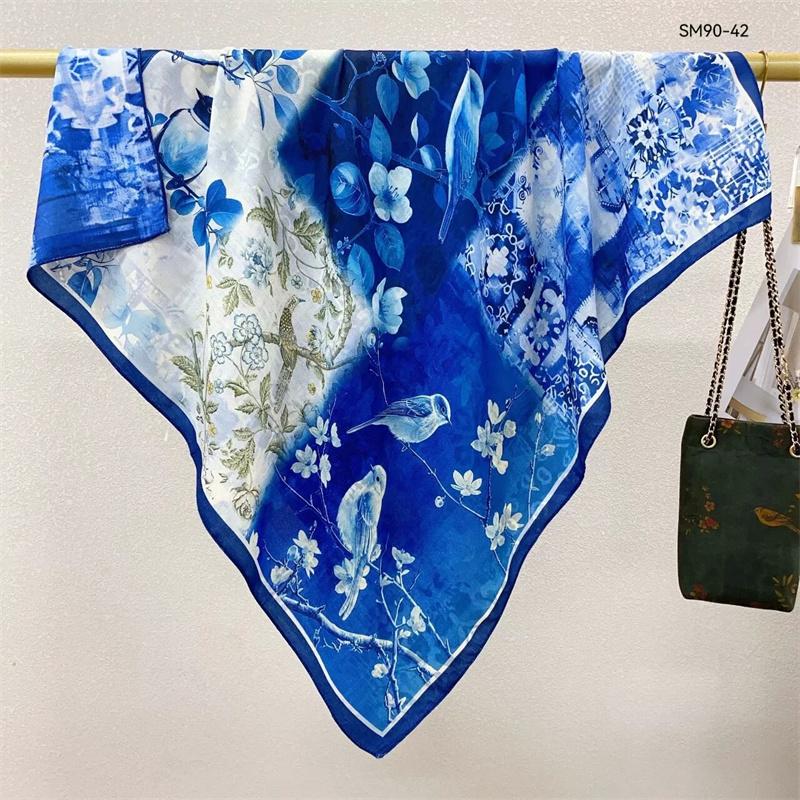 Double-Sided Faux Silk And Wool Printed Scarf For Women Spring And Autumn 90Cm Square Scarf Foulard Bandana Femmel Headscarf