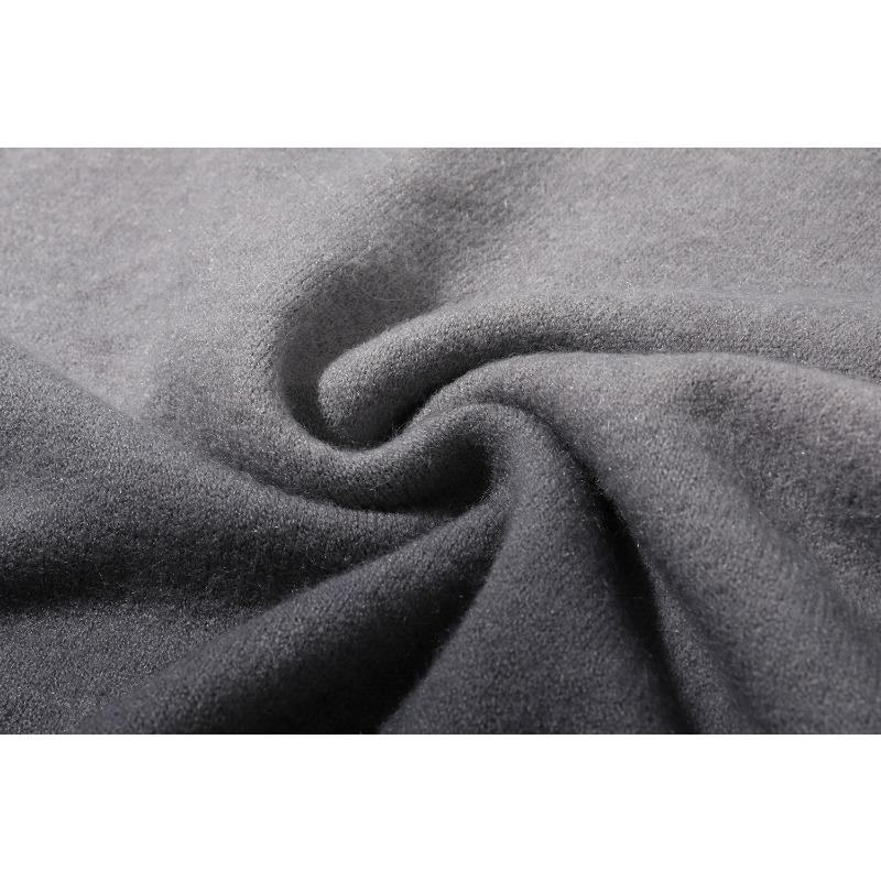 Новый мужской осенне-зимний свитер с плавными переходами цветов и высокими лацканами — фото 4