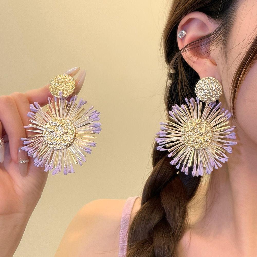 Round Shape Dangle Earrings Floral Design Drop Earrings Raffia Earrings  Photo Shoot