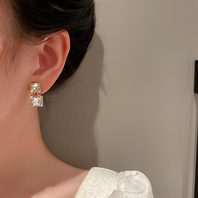 Silbernadel Korea Dongdaemun Diamantwürfel Trend Ohrringe