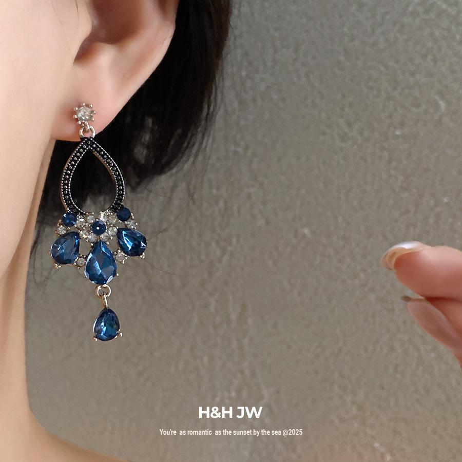 Silver Needle Ethnic Style Diamond-encrusted Water Drop Fringed Earrings Retro Court Style Stud Earrings Women's Fashion Earrings Design Sense Niche