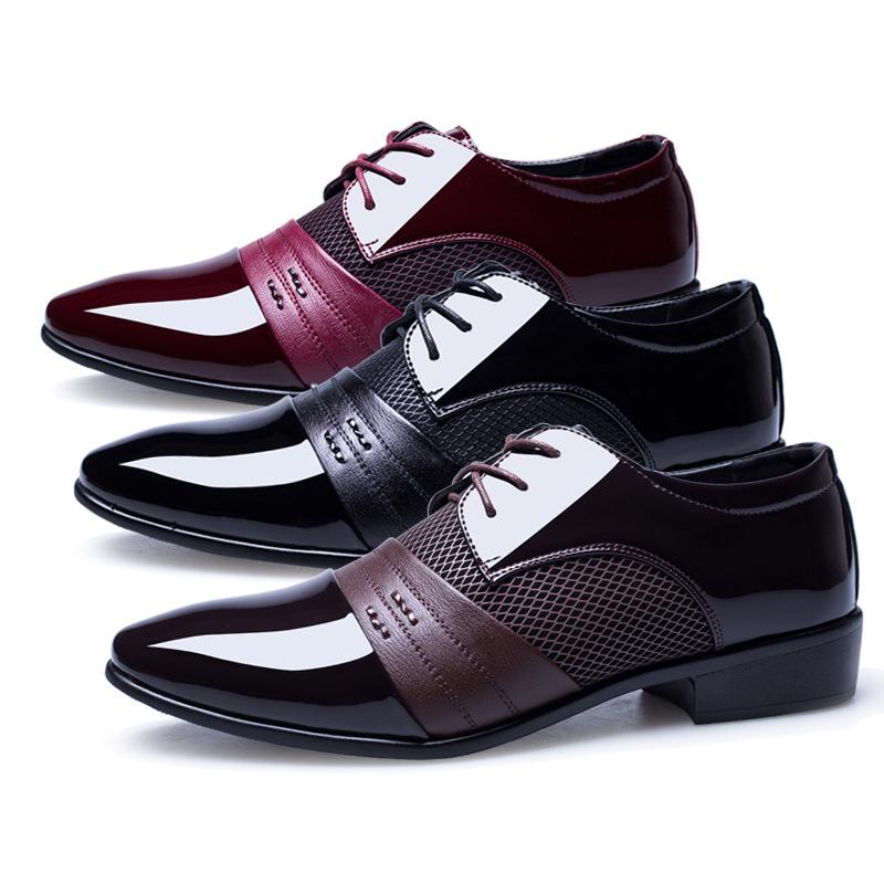 Luxury Brand Men Business Flats Shoes Breathable Men Patent Leather Shoes Classic Formal Dress Shoes For Men New Fashion