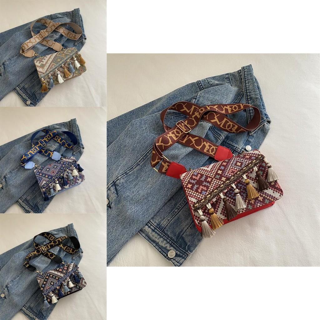 Chic Small Square Bag 2024 Stylish Crossbody Purse With Trendy Fringes For Women