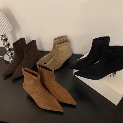 Koreanische Version von polierten Einzelstiefeln spitze Mode-Stiefel dicker mittlerer Absatz kurze Stiefel Damen 2025 Mode vielseitig Reißverschluss hinten dünne Stiefel