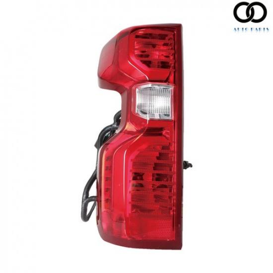Driver Left Side For    Chevy Silverado 1500 Incandescent Tail Light