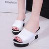 Sandalias nuevas de verano suela gruesa muffin tacón alto color sólido tacón de cuña una tira chanclas frescas