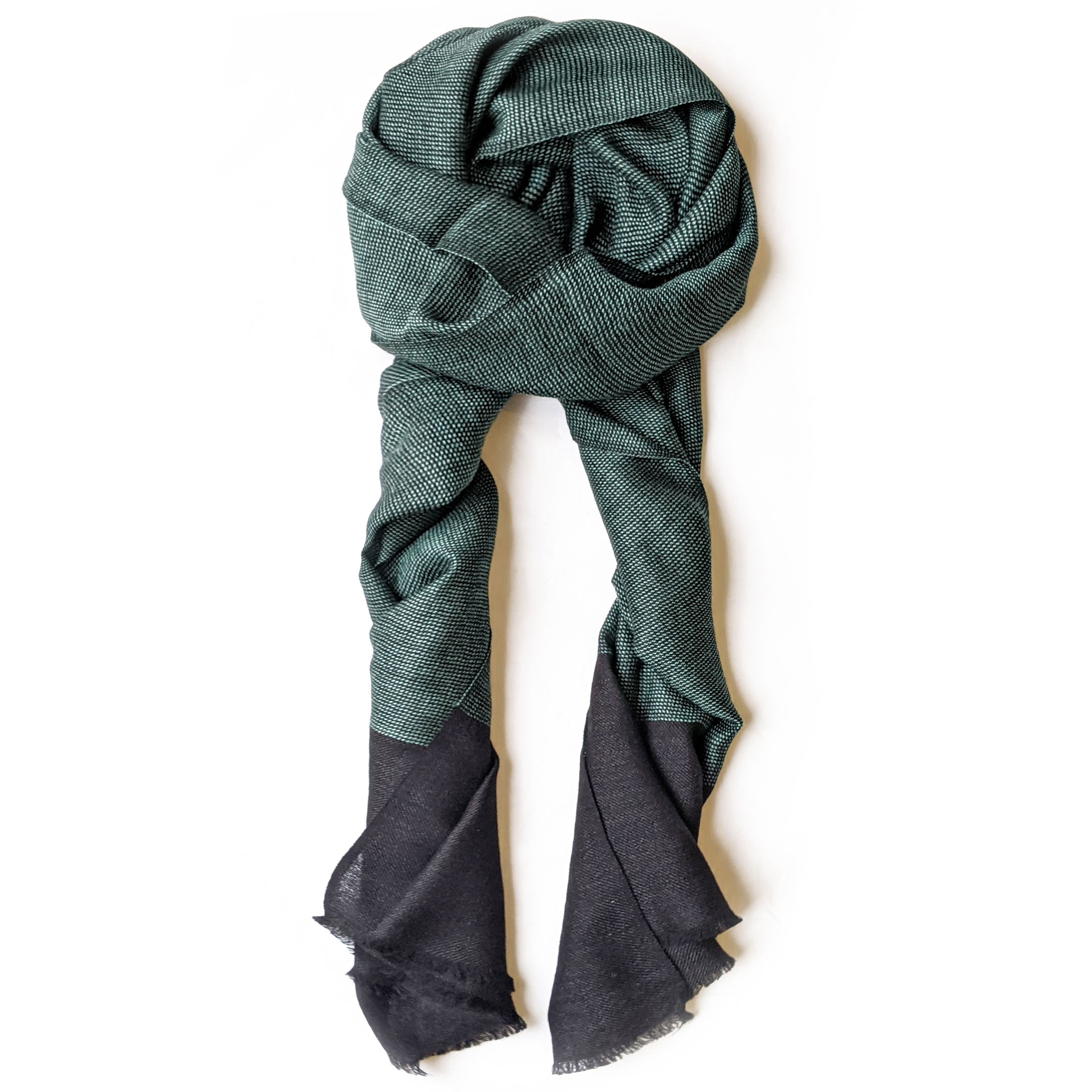 

Прямоугольный тканый шарф Ikka Dukka Khadi