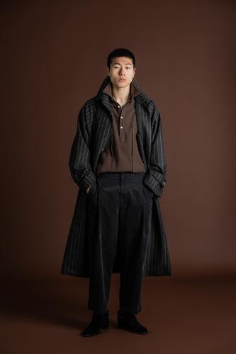 EASE Pleated Pants_Code Charcoal