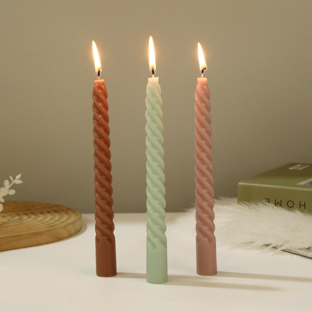 Gradient Color Threaded Long Rod Candle Home Romantic Wedding Decoration Spiral Rod Wax