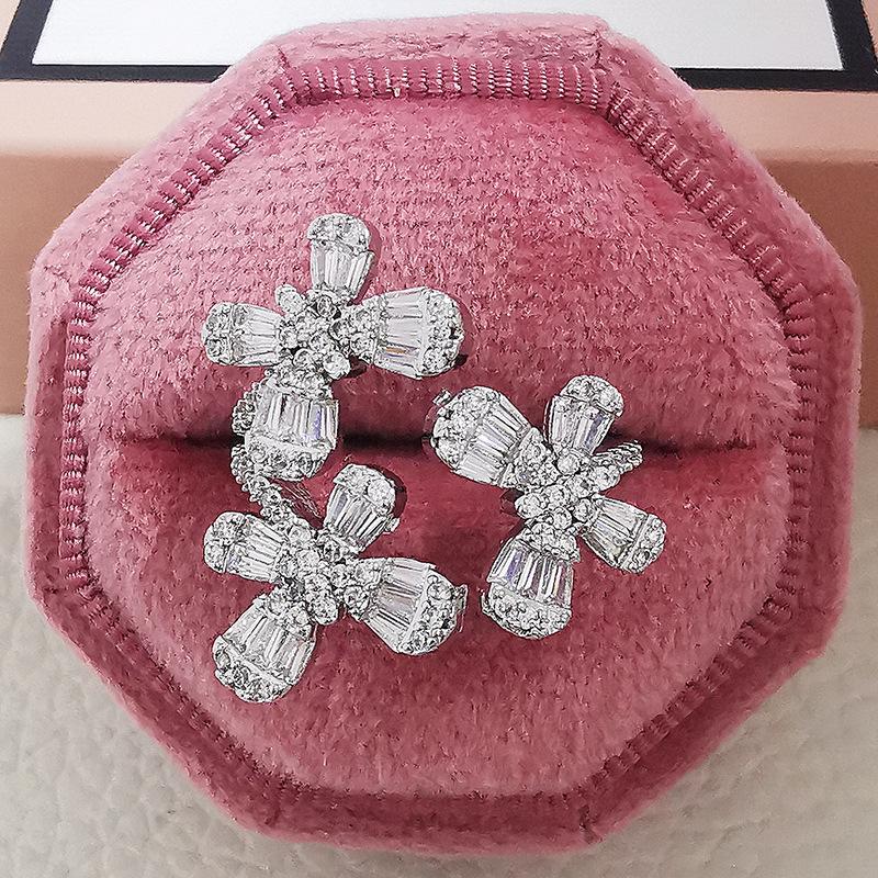European & American Chic Adjustable Ring: Niche Luxury Style for Women
