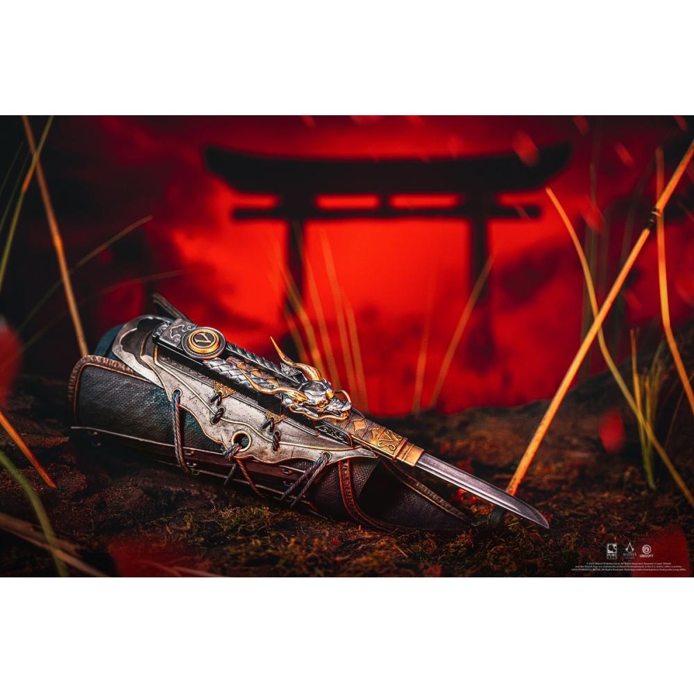 ASSaSSin S Creed SerieS 1 1 ASSaSSinS Creed  Naoe Hidden Blade Scale Replica