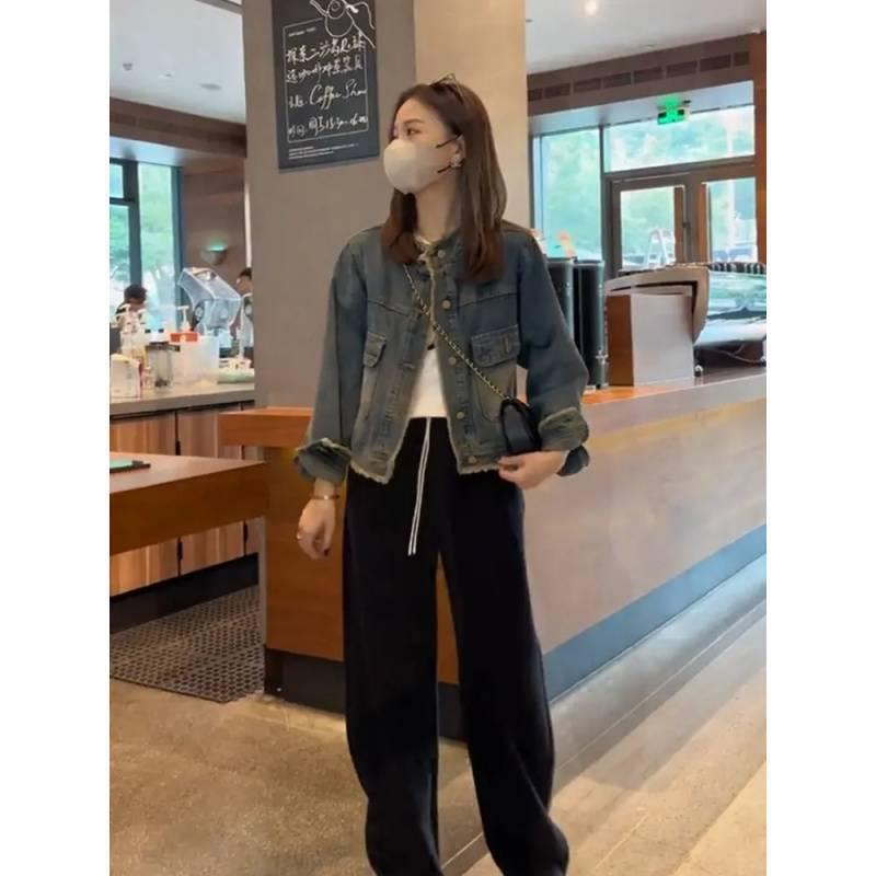 Damen Retro Jeansjacke mit Stehkragen - Gewaschen, Lockere Passform, Ausgefranstes Design für Frühling & Herbst