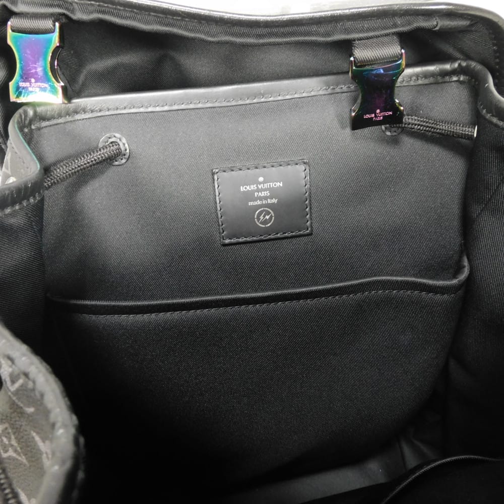 Mochila Daypack 12564 Usada M43409 7927 Fragment Circle Thunder de Hiroshi Fujiwara Monogram Eclipse para Hombre de Japón