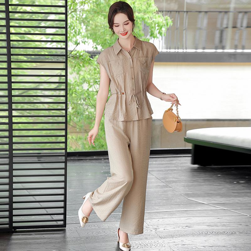 

2026 Summer Casual Set for Moms: Elegant Lapel Short-Sleeve Chiffon Top for Middle-Aged & Elderly Women XL (105-120 jin)