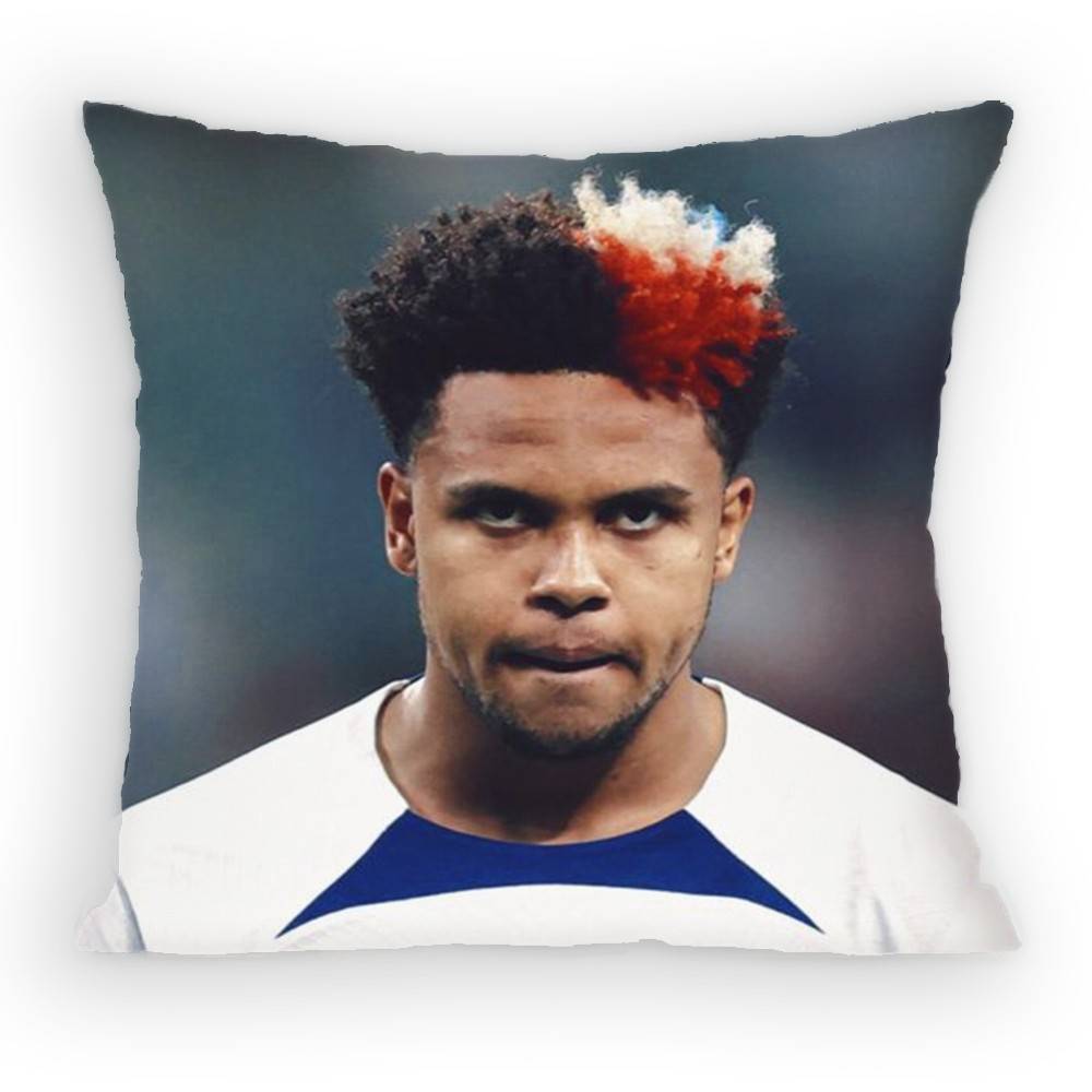 

Soccer WWeston McKennie Pillow Case Sofa Living Room Bedroom Headboard Backrest Cushion Square Cushion Nap Time 30x30 cm