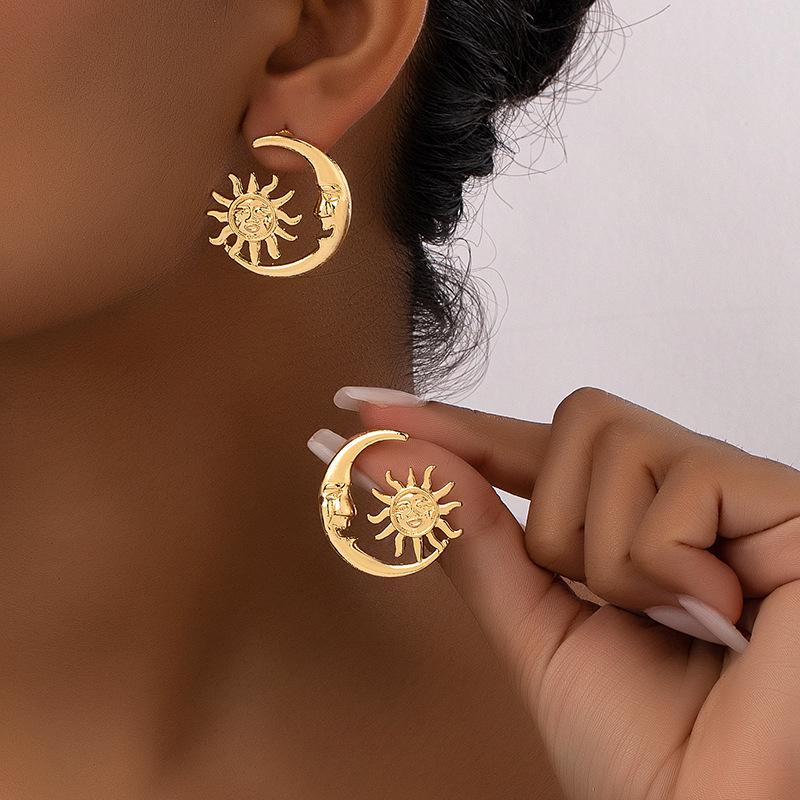 Korean Style Sun and Moon Retro Stud Earrings for Women
