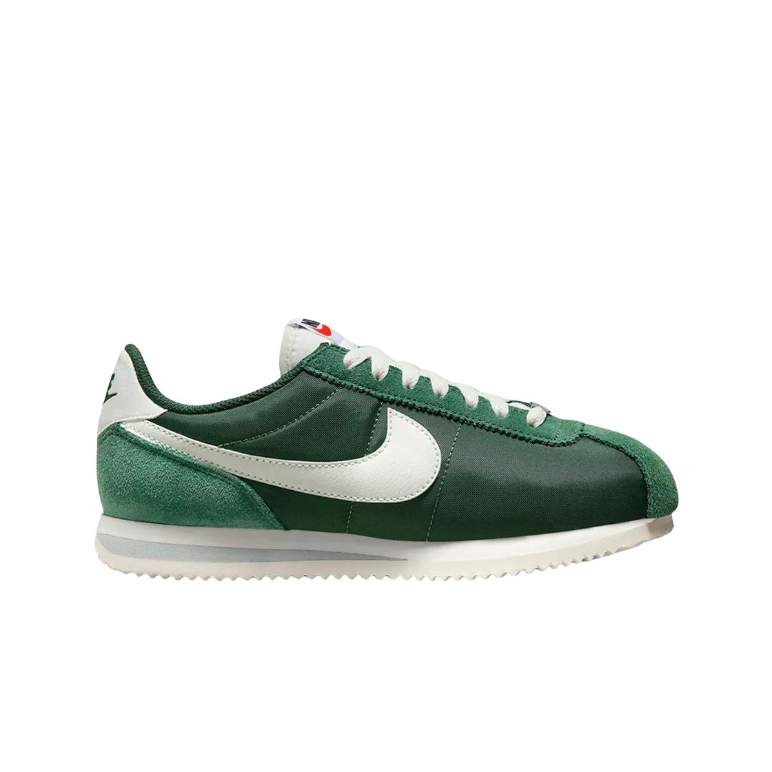 

Женские кроссовки Nike Cortez Fir DZ2795-300