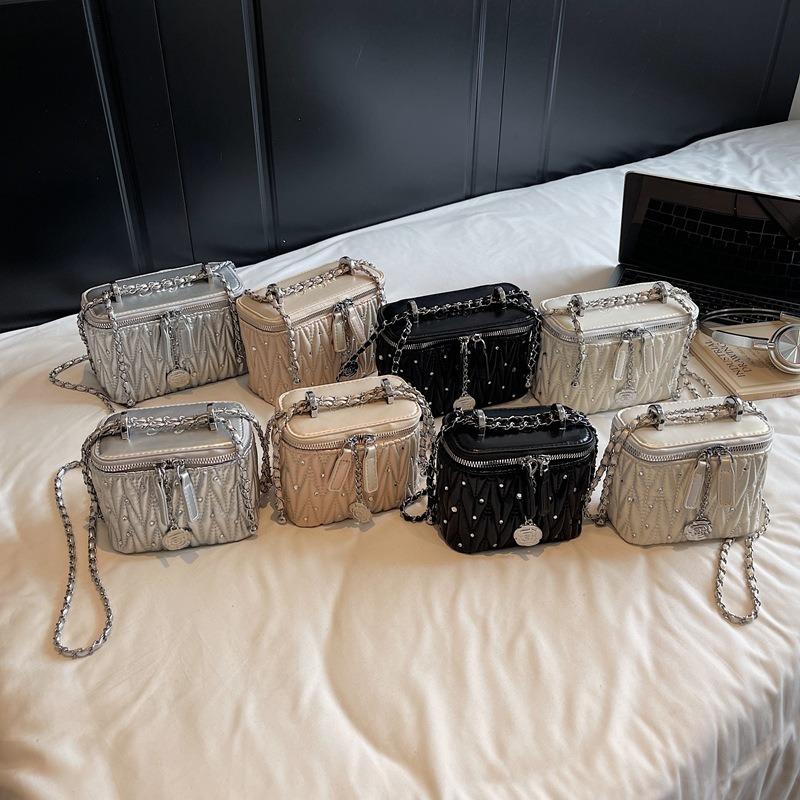 Niche Pleated Embroidery Thread Chain Square Box Bag New Trendy Fashion Versatile Small Square Bag Shoulder Messenger Bag