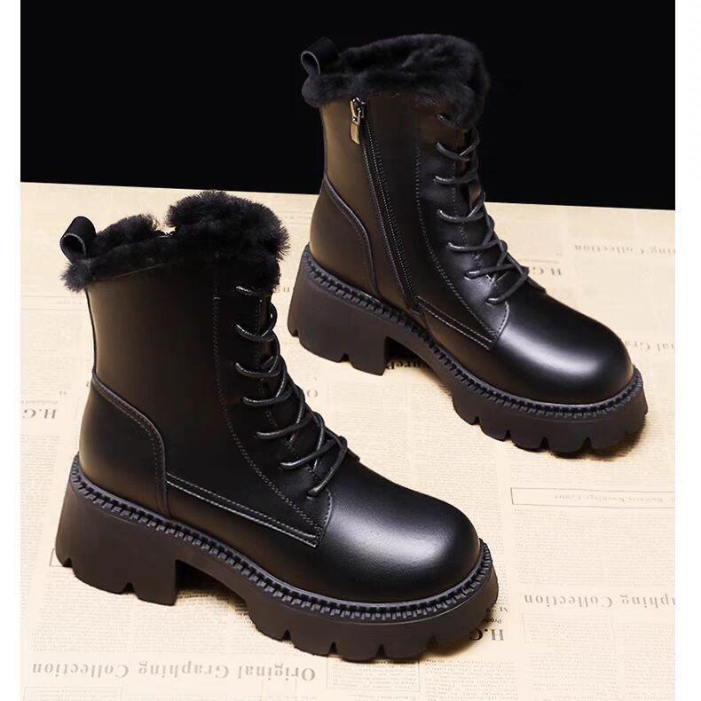 Snow boots 2025 new winter shoes women's shoes winter cotton shoes piled and thickened outer wear cotton shoes Martin snow cotton