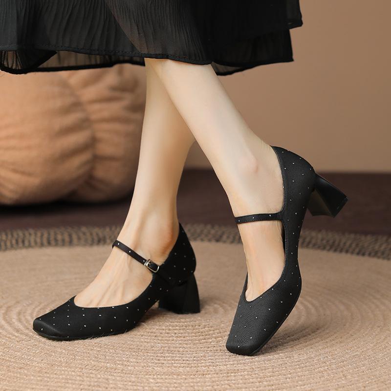 Ankara red, retro diamond-encrusted square heel one-word buckle Mary Jane shoes women's high-heeled shoes