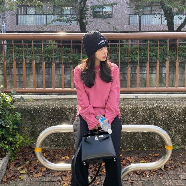 Women's Ribbed Round Neck Sweater - Bright Colors, Simple Fashion, Versatile Knitwear for Autumn/Winter 2024