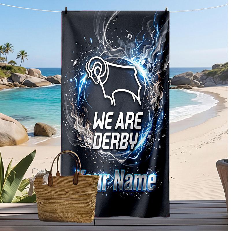 Toalla de Playa Personalizada Estampada Derby County Logo de Fútbol Apoyo Nombre Personalizado Texto Toalla Absorbente Para Deporte Viaje Regalo Especial