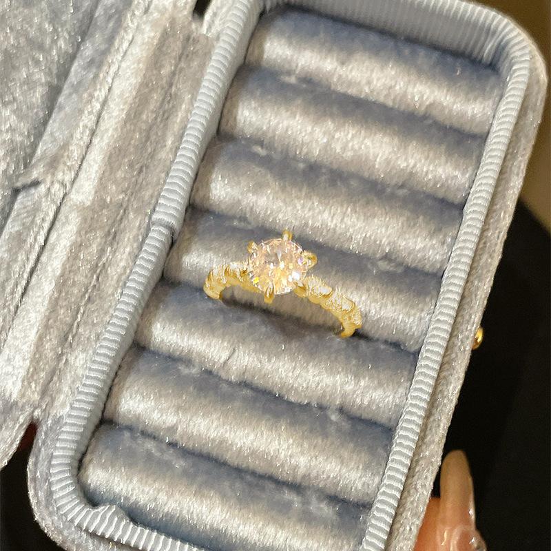 Elegante Einfache Damenringe Verstellbarer Ring Mode Leichter Luxus Seniorer Sinn Zeigefingerring Persönlichkeit Nische Design Sinn für Handschmuck