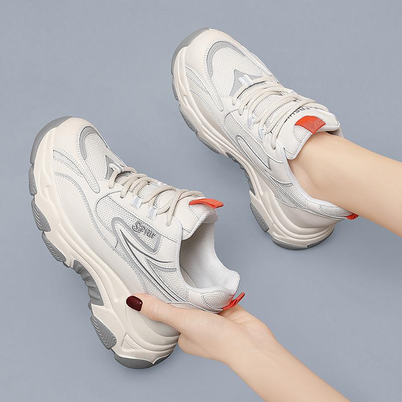 

Inner height increase fried street dad shoes women ins tide super fire autumn and winter new Korean version thick 39