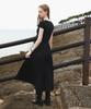 DEHEVE V-Neck Flare Dress [Black]