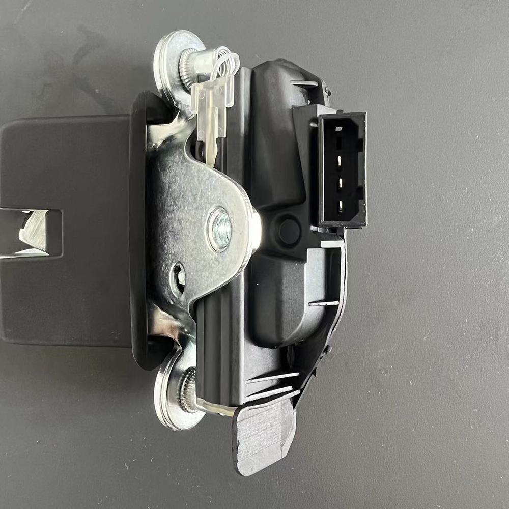 5J0827501D 5J0827501B 5J0827501C Tailgate Trunk Latch Mechanism Trunk Door Lock Actuator Fit for Skoda Fabia Roomster 2006-2015