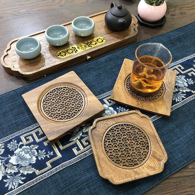 Taca do herbaty i podkładka z drewna orzechowego z pojemnikiem na wodę