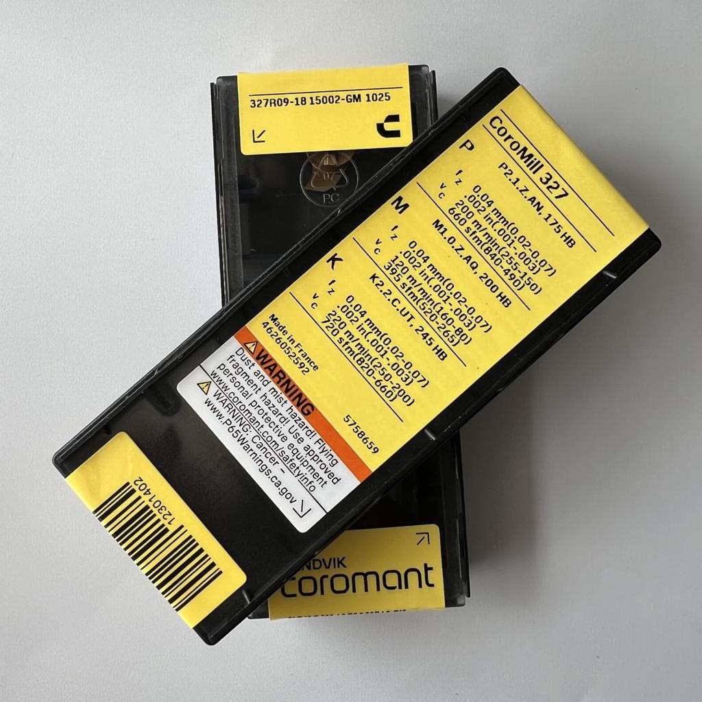 SANDVIK / 327R09-1815002-GM 1025 / Original Swedish hard alloy blade 2 Pcs