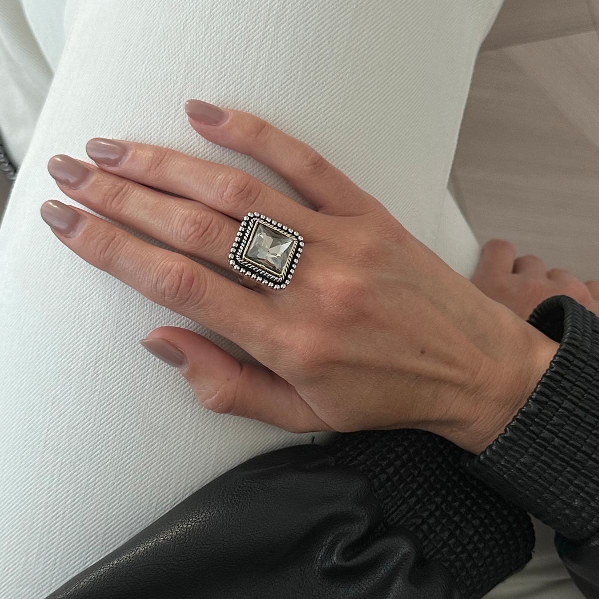 

Salircon Classic Square Acrylic Rhinestone Opening Ring for Women Men Vintage Geometric Finger Rings Couple Daily Wear Jewelry